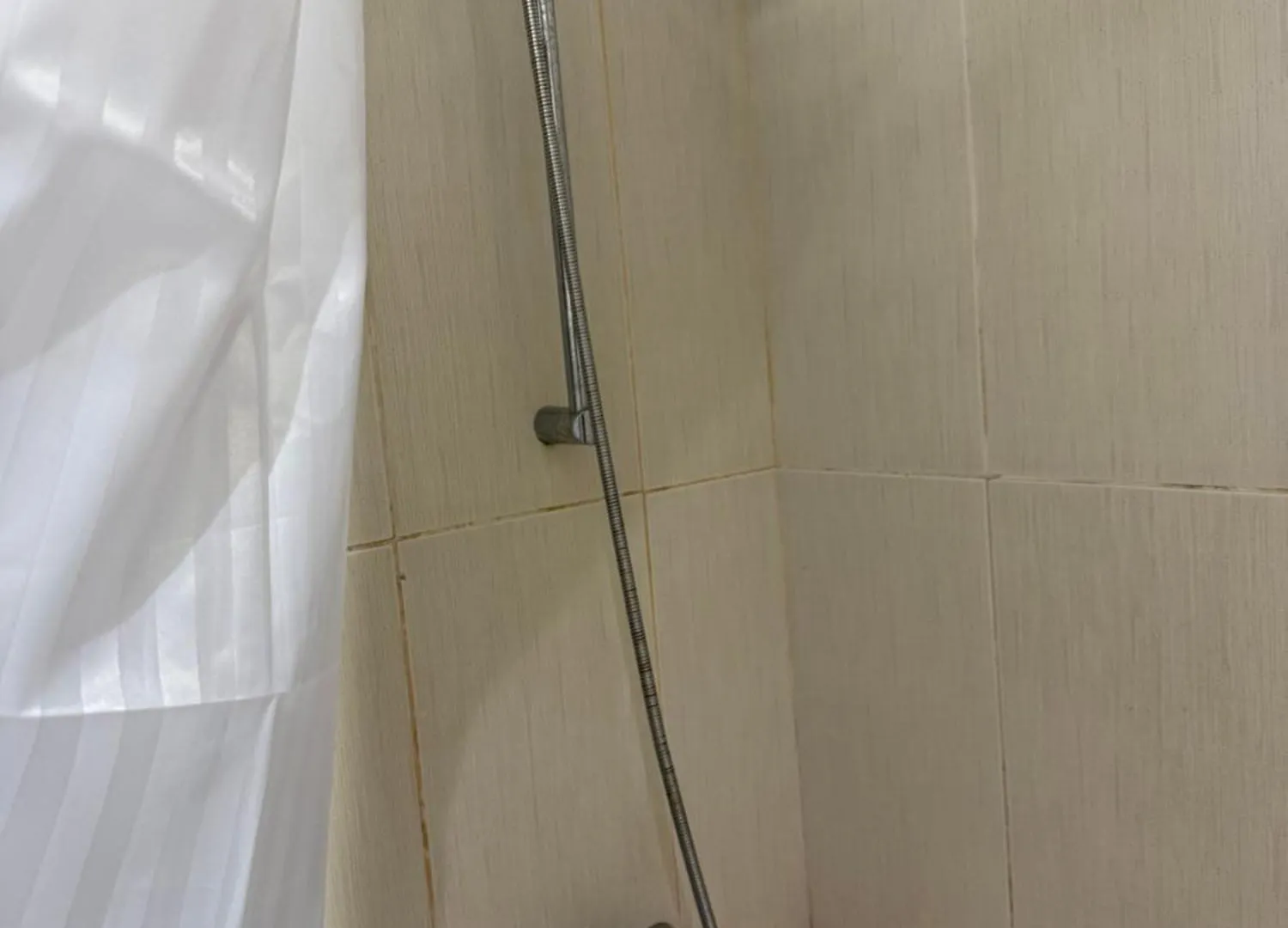 Apartment Four Stars Hostel Ras Al-Khaimah 2